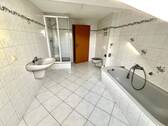 Bad - 3 Zimmer Etagenwohnung in Limbach-Oberfrohna