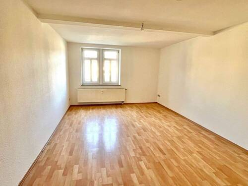 Wohnzimmer - Etagenwohnung mit 82,00 m&sup2; in Limbach-Oberfrohna zur Miete
