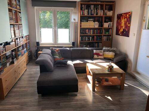 Teilansicht vom Wohnzimmer 
- 