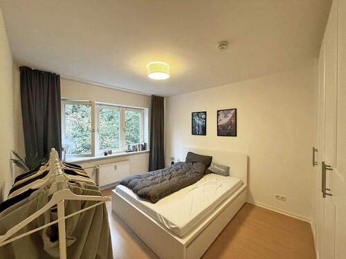 Schlafzimmer Bild 1 - 