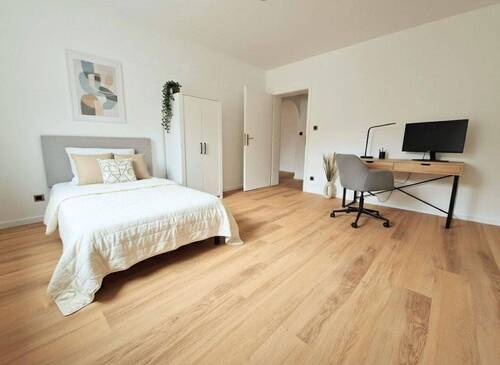 Schlafzimmer 2 - Etagenwohnung mit 117,70 m² in Oberursel (Taunus) zum Kaufen