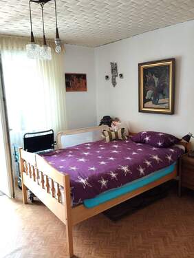 Schlafzimmer Hauptwohnung OG - 