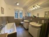 Separate Badewanne - 