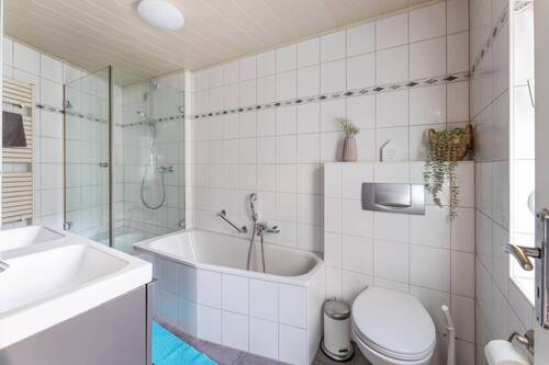 Badezimmer Erdgeschoss - 