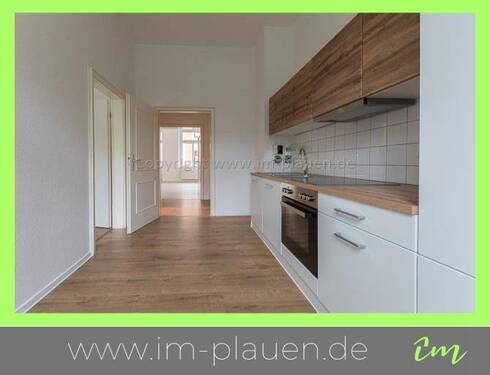 Küche mit EBK - moderne Einbauküche - Bad mit Wanne - 1.Obergeschoss 3-Zimmerwohnung in Plauen zur Miete