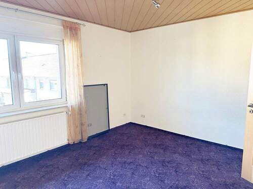 1.Obergeschoss Schlafzimmer 2 - 