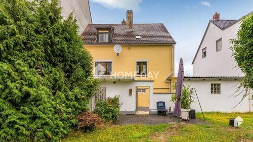 Außenansicht 1 - 8 Zimmer Einfamilienhaus in Völklingen