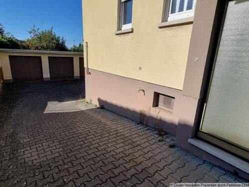 13 Ansicht Hofeinfahrt - 