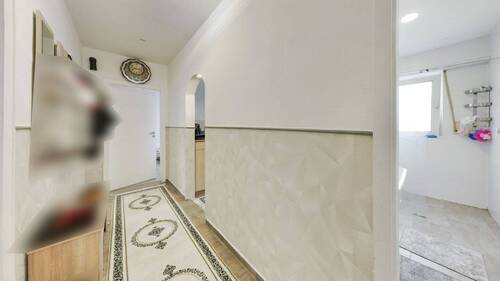 Wohnungseingang - 3 Zimmer Etagenwohnung zum Kaufen in Mönchengladbach / Rheydt