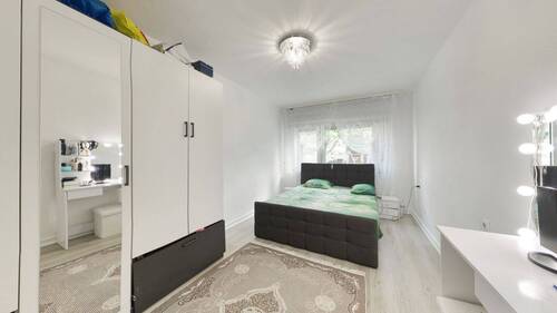 Schlafzimmer - 3 Zimmer Etagenwohnung in Mönchengladbach / Rheydt
