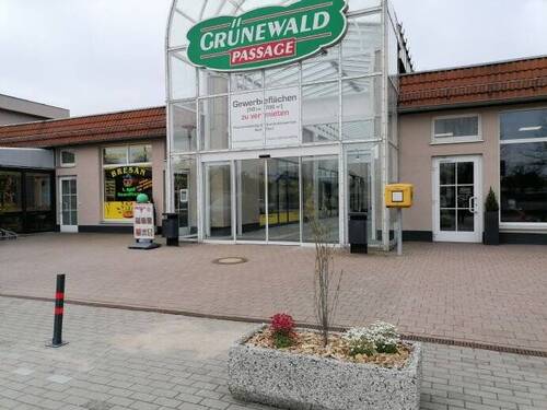 Haupteingang Passage - Grünewaldpassage - Gewerberäume 90 m²
