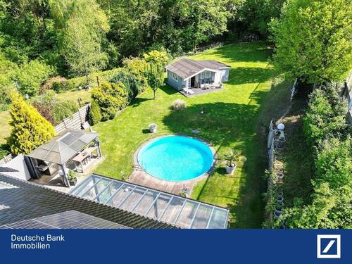 Großzügiger Garten - - RESERVIERT! - Großzügige Eigentumswohnung mit traumhaftem Gartenparadies in der Aplerbecker-Mark!