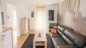 Dachgeschoss - Esszimmer (per KI aufgeräumt) - 