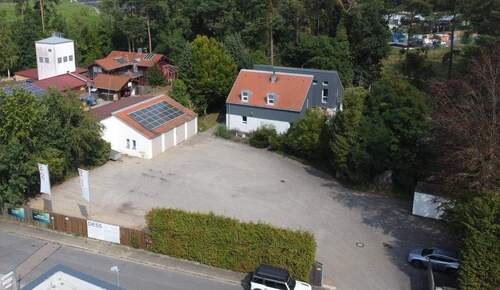 Gewerbefläche für Unternehmer - 6 Zimmer Einfamilienhaus in Neumarkt