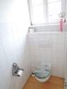 Separate Toilette - 