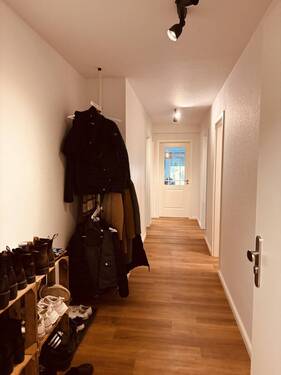 Flur - 2 Zimmer Etagenwohnung zum Kaufen in Westerstede