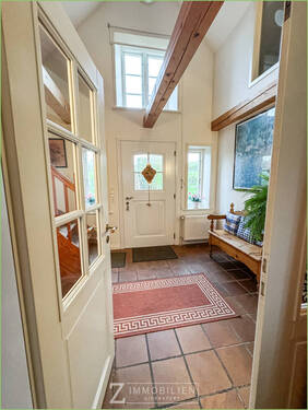 Blick zum Giebel - Mehrfamilienhaus, Wohnhaus mit 157,00 m&sup2; in Tetenbüll zum Kaufen