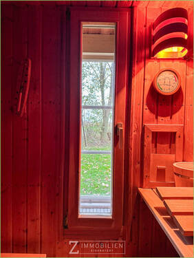 Sauna mit Blick in den Garten - 