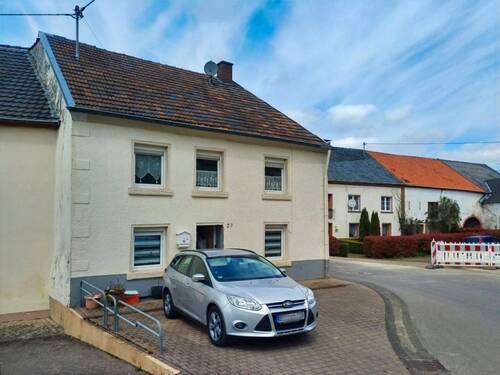 Frontseite - 4 Zimmer Reihenendhaus zum Kaufen in Gilzem