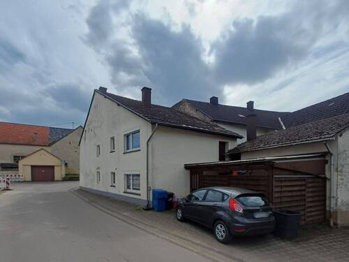 Giebelseite - Reihenendhaus mit 120,00 m&sup2; in Gilzem zum Kaufen