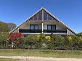 Hausansicht - Zweifamilienhaus mit großem Wintergarten und Vollkeller an der Grenze zu Schwanewede