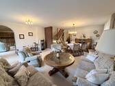 Wohn- und Esszimmer links - 