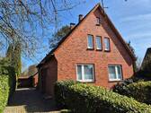 Hauszufahrt - 4 Zimmer Einfamilienhaus zum Kaufen in Schortens