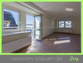 Wohnzimmer mit Balkon - Aufzug - Balkon - modernes Bad mit BW-DU inkl. Badmöbel LED Beleuchtung - 2 Zimmerwohnung in Plauen
