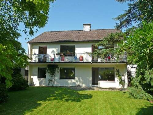 Ansicht noch mit altem Dach - 6 Zimmer Mehrfamilienhaus, Wohnhaus in Dortmund