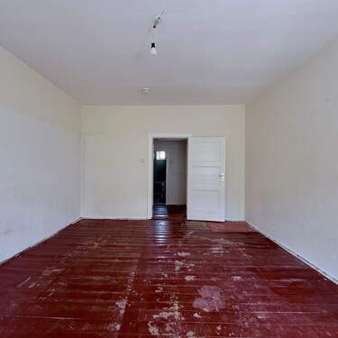 Wohnzimmer - 3 Zimmer Etagenwohnung zum Kaufen in Berlin