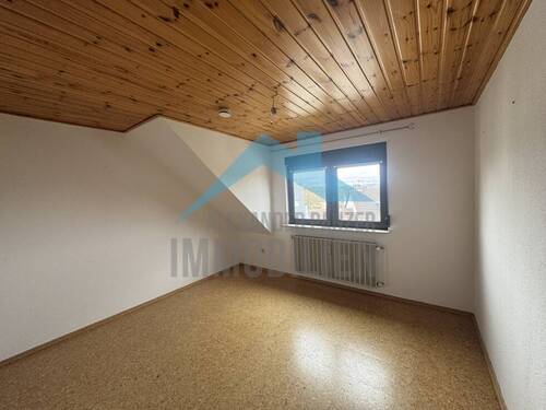 Zimmer 1 - 3 Zimmer Etagenwohnung in Vellmar