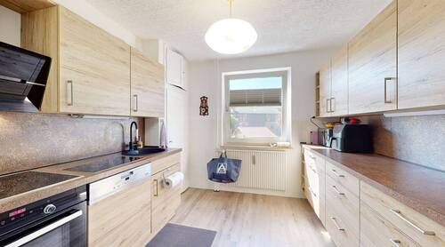 EG Kueche - 9 Zimmer Mehrfamilienhaus, Wohnhaus in Gudensberg