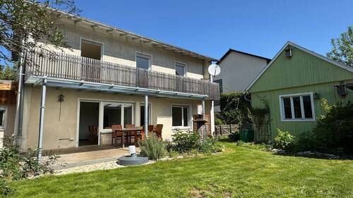 Wohnhaus mit tollem Garten - Wohnhaus Kümmersbruck in TOP Wohnlange mit schönem Garten