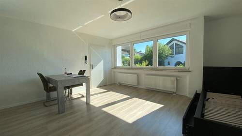 Wohn- und Schlafzimmer - Etagenwohnung mit 40,00 m&sup2; in Neu-Ulm zur Miete