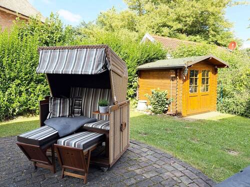 Gemütlicher Sitzplatz auf der Terrasse in Südwestausrichtung - 