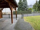 Carport + Vorgarten - 