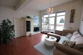 Wohnzimmer - 2 Zimmer Etagenwohnung zur Miete in Wiesbaden