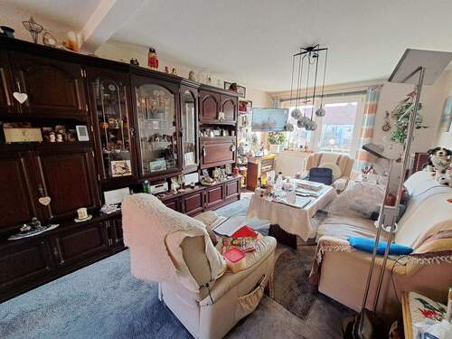 Wohnzimmer.jpg - 2 Zimmer Etagenwohnung zur Miete in Bremerhaven