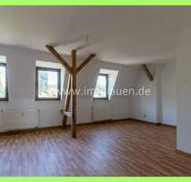 Plauen-Neundorf: 2-Zimmer-Dachgeschosswohnung mit 80?m² & Stellplatz