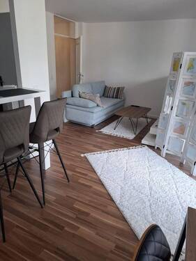 Wohnraum - 1 Zimmer Etagenwohnung zum Kaufen in München