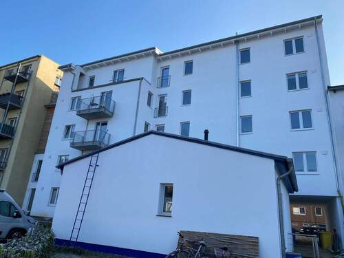 Ansicht Innenhof - 3 Zimmer Etagenwohnung zur Miete in Stralsund
