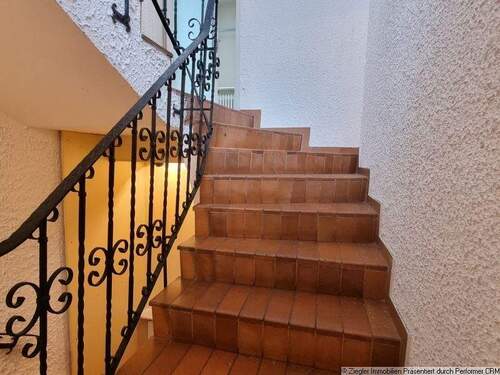 21 Souterrain Treppe EG ins UG - 