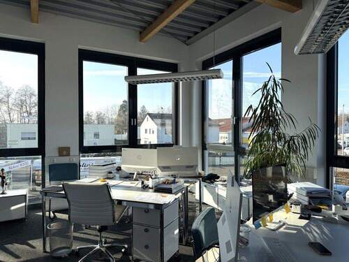 Büro 2 - 