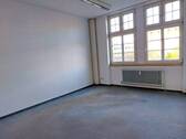 Büroraum links zur Lortzingstrasse - 