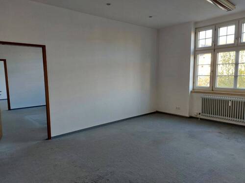 Büroraum rechts zur Lortzingstrasse - 