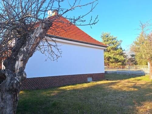 linke Seite.jpg - Mehrfamilienhaus, Wohnhaus mit 80,00 m² in Döbern zum Kaufen