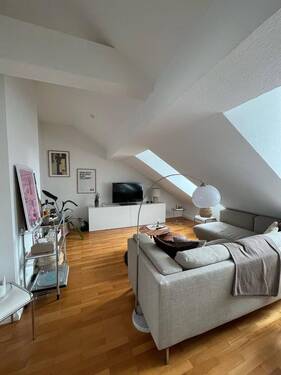 Wohnzimmer - Etagenwohnung mit 52,00 m&sup2; in Saarbrücken zur Miete