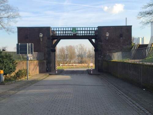 Rheintor Richtung Fähre - 