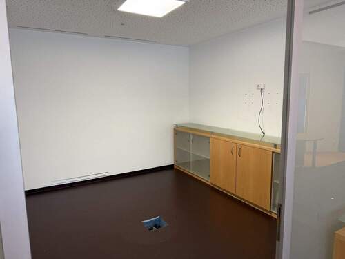 5182-Büro-Behandlung 2 - 4 Zimmer Büro in Teisnach