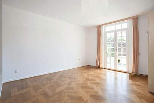 Zimmer 1 - 